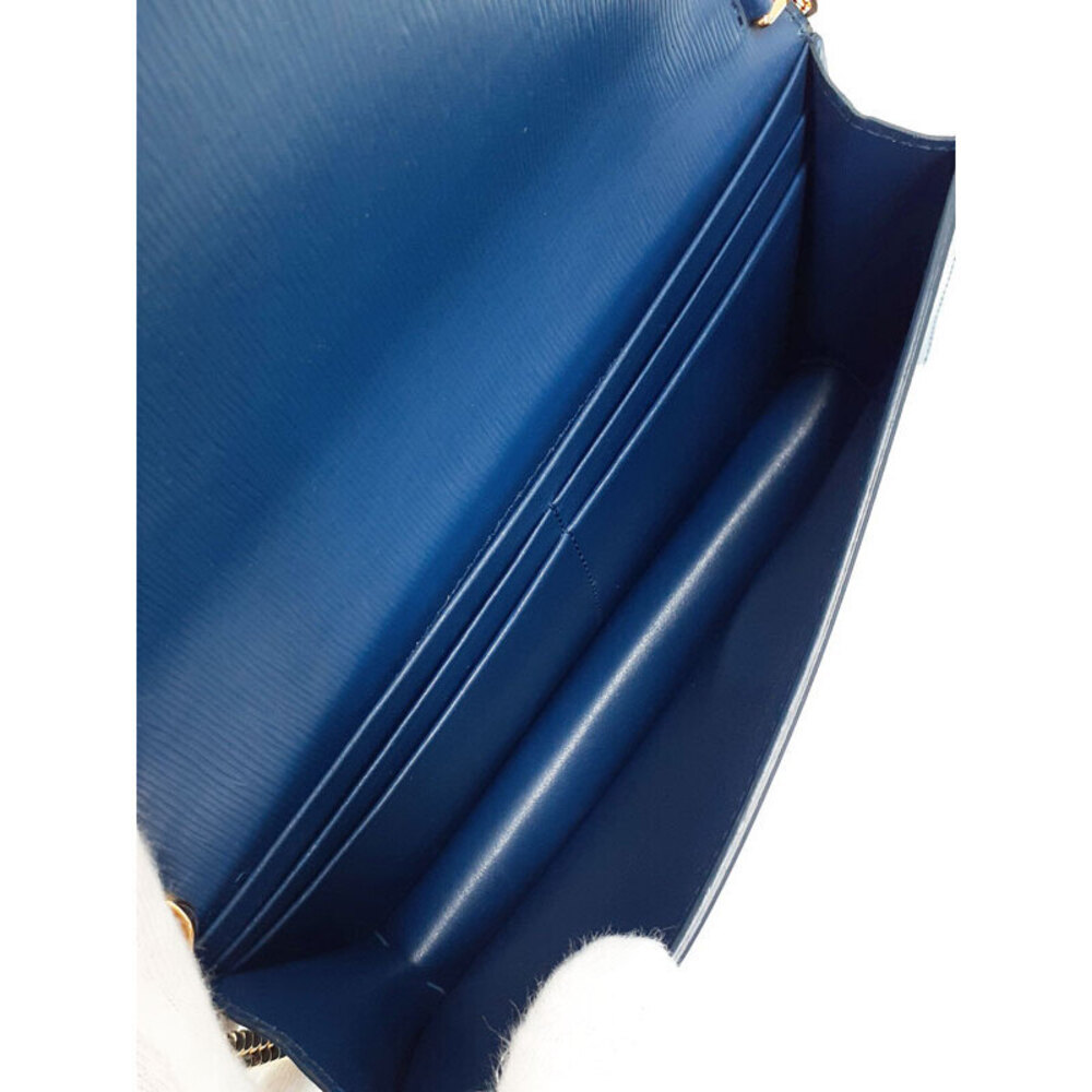 Prada Shoulder Wallet Chain - Picture 3 of 5